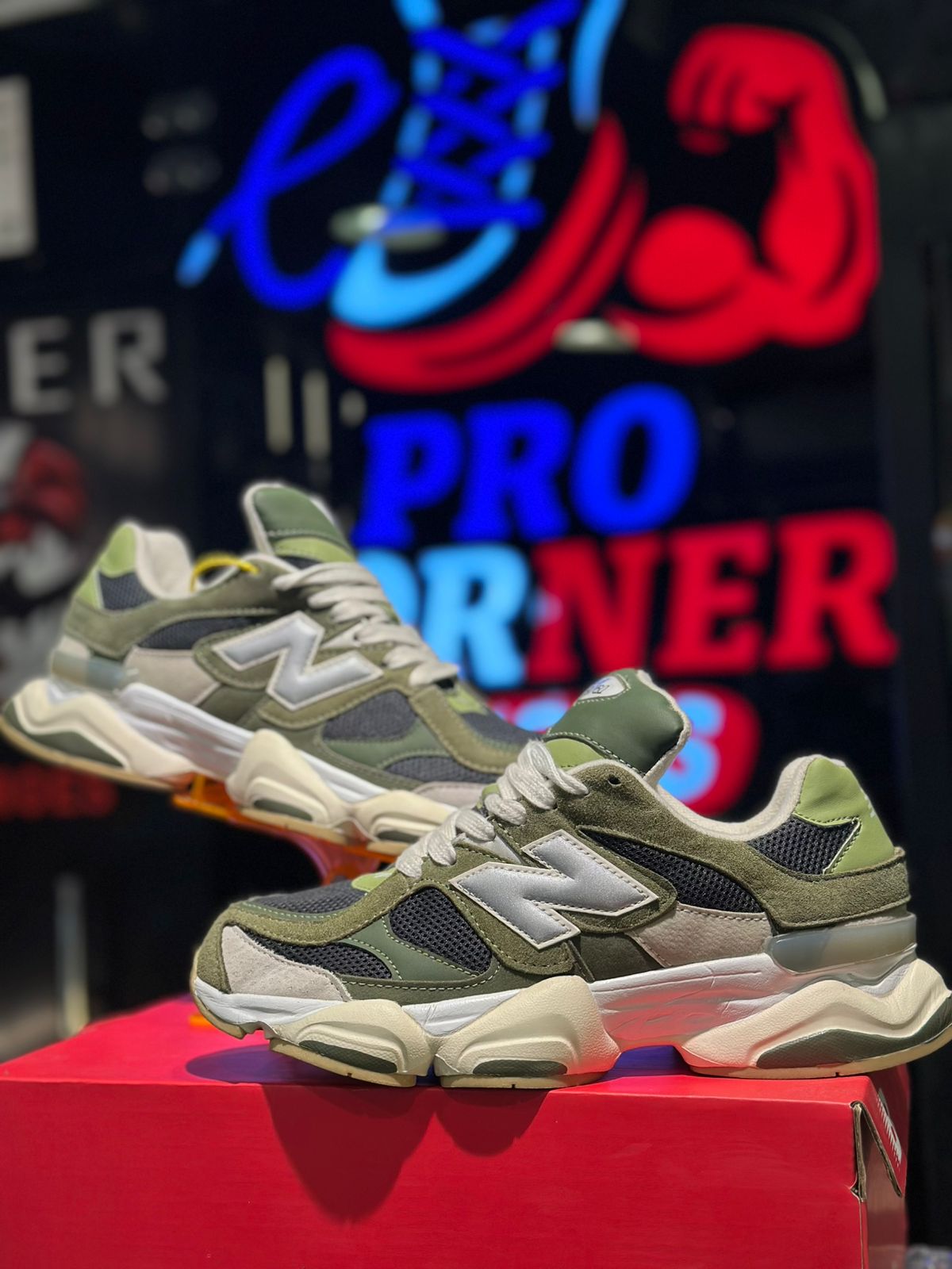 9060 Olive 2
